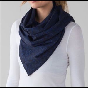 lululemon athletica Blue Vinyasa Scarf one size